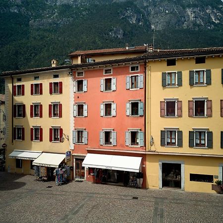 Casa Morellato ริวาเดลการ์ดา ภายนอก รูปภาพ